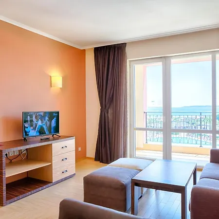 Majestic Aparthotel Sunny Beach