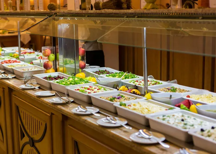 Majestic Апарт-готель Сонячний Берег