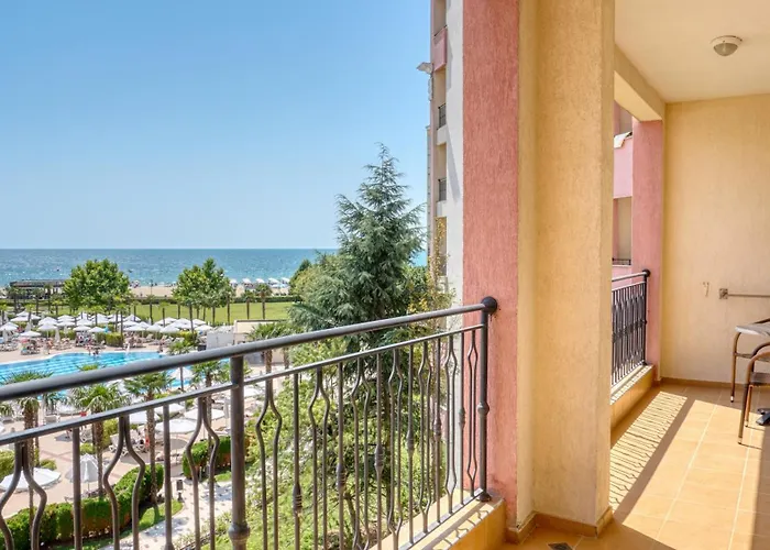 Апарт-готель Majestic